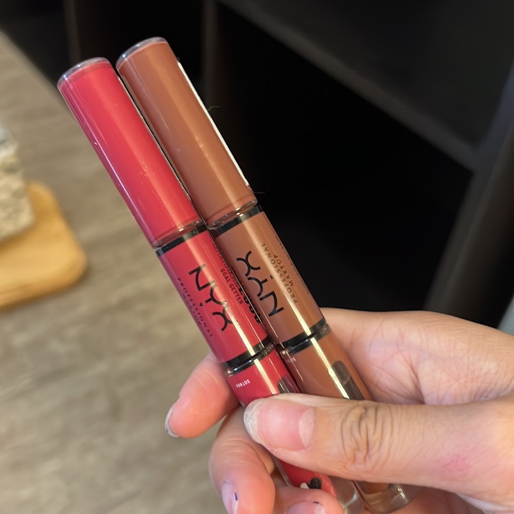 NYX 16Hr Loud Shine Lip Bundle